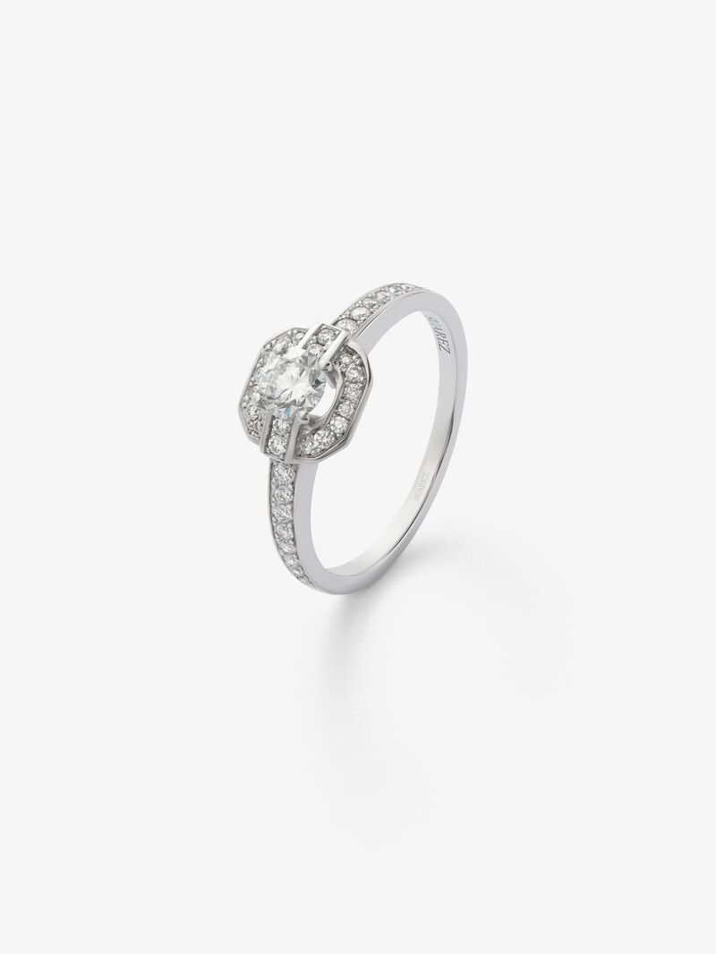 18K white gold ring with central brilliant-cut diamond of 0.3 cts and border and arm of 34 brilliant-cut diamonds with a total of 0.22 cts image number 0