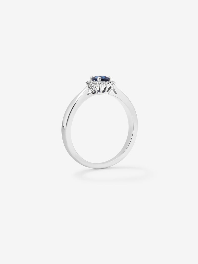 18K White Gold Star Ring and Diamond image number 4