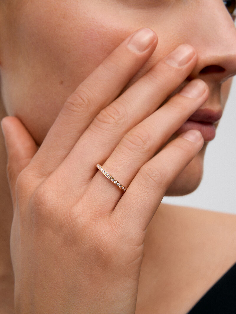 Half ring in 18K rose gold with 18 brilliant-cut diamonds with a total of 0.15 cts image number 3