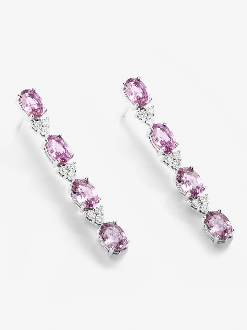 18K white gold earrings with 8 oval-cut pink sapphires with a total of 7.59 cts and 18 brilliant-cut diamonds with a total of 0.51 cts image number 3
