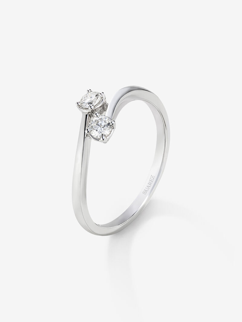 You and me ring in 18K white gold with 2 brilliant-cut diamonds with a total of 0.19 cts image number 0