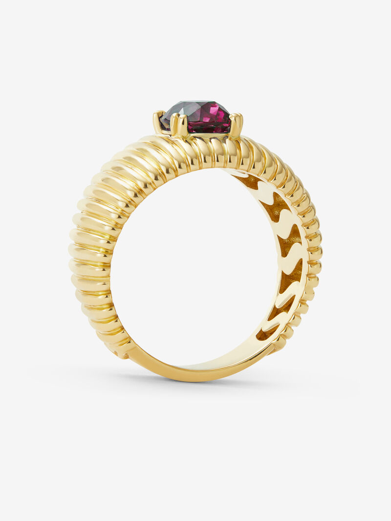 18K Yellow Gold Fluted Ring with Oval Cut Ruby image number 2