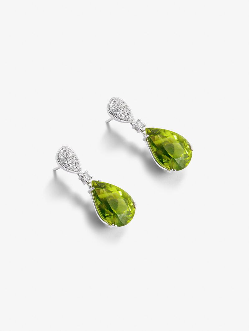 18K white gold earrings with 56 brilliant-cut diamonds with a total of 0.55 cts and 2 pear-cut green peridots with a total of 31.02 cts image number 2