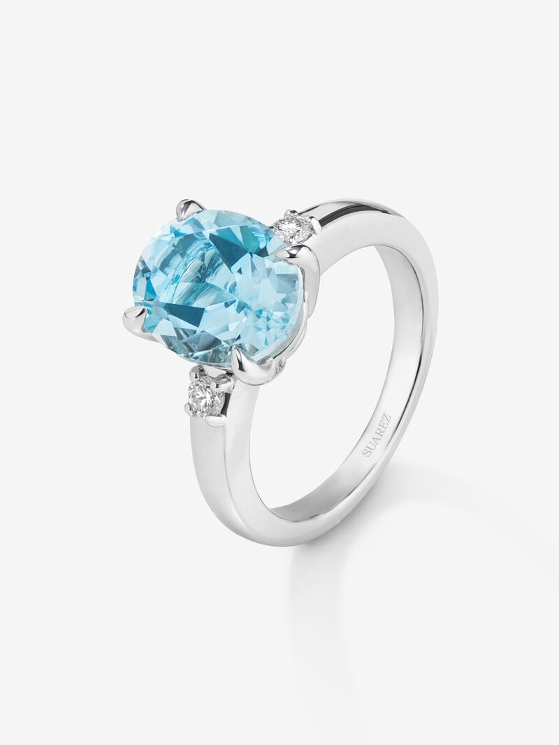 925 silver triple ring with oval-cut sky blue topaz of 3.78 cts and 2 brilliant-cut diamonds with a total of 0.11 cts image number 0