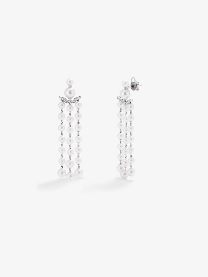 18k white gold earrings with diamonds and pearls image number 0