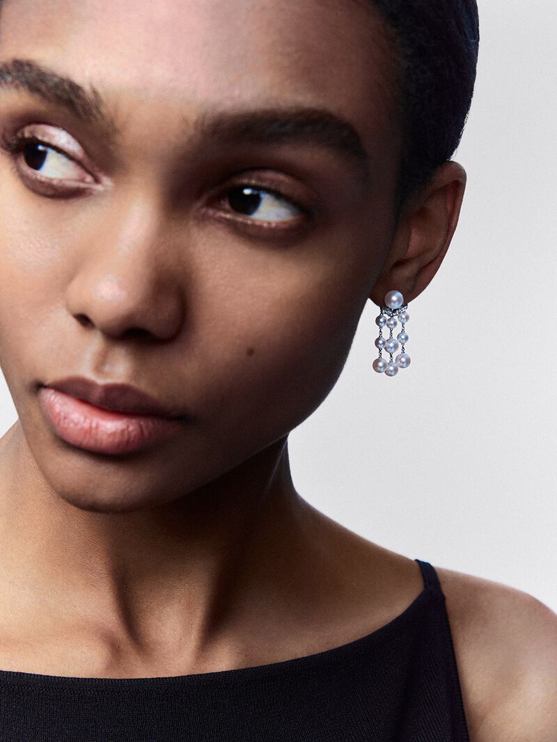 18k white gold earrings with Akoya pearls and diamonds. image number 3