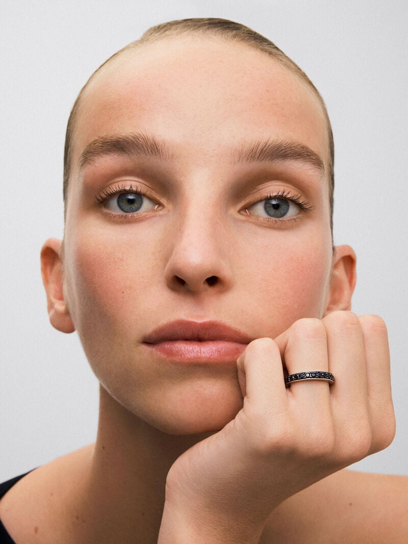 925 silver ring with 15 brilliant-cut black spinels with a total of 1.58 cts image number 3
