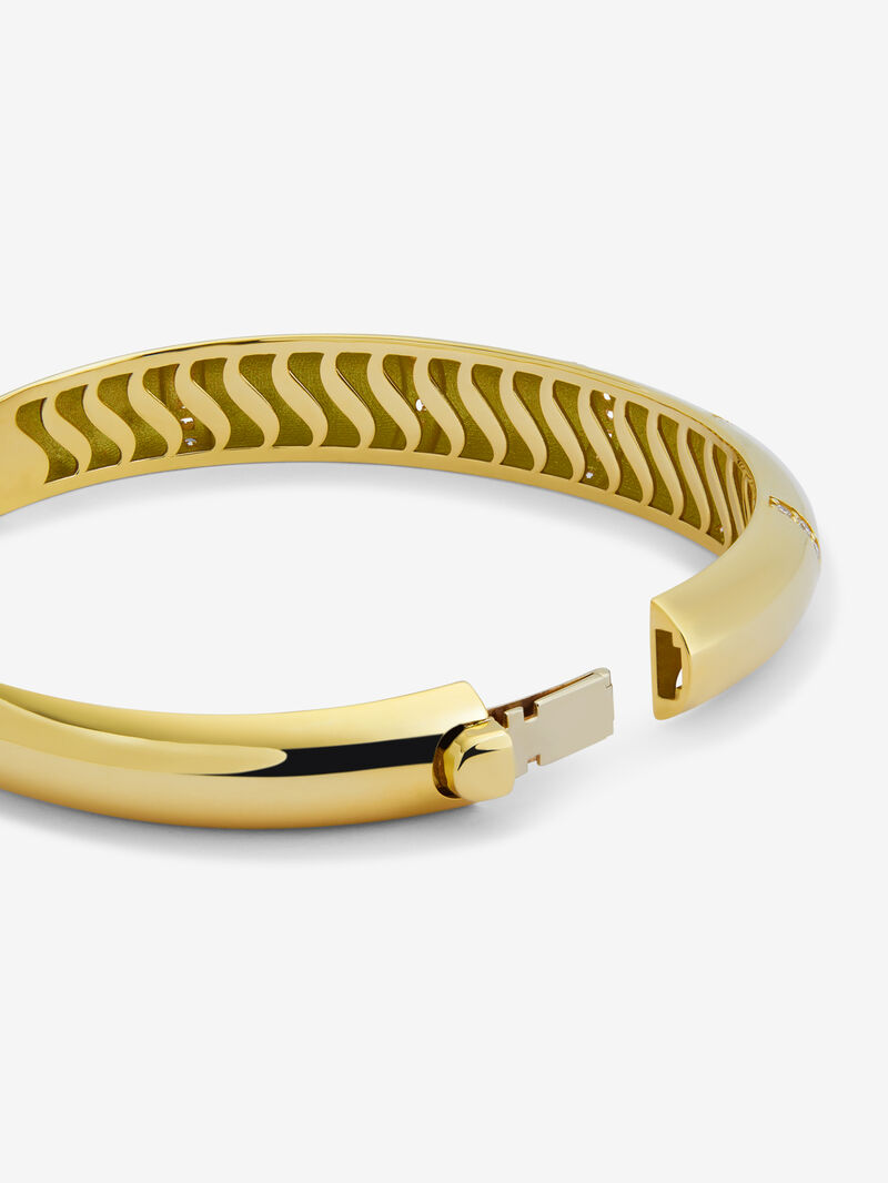 Rigid 18K Yellow Gold Bracelet with Pavé Brilliant-Cut Diamonds image number 4
