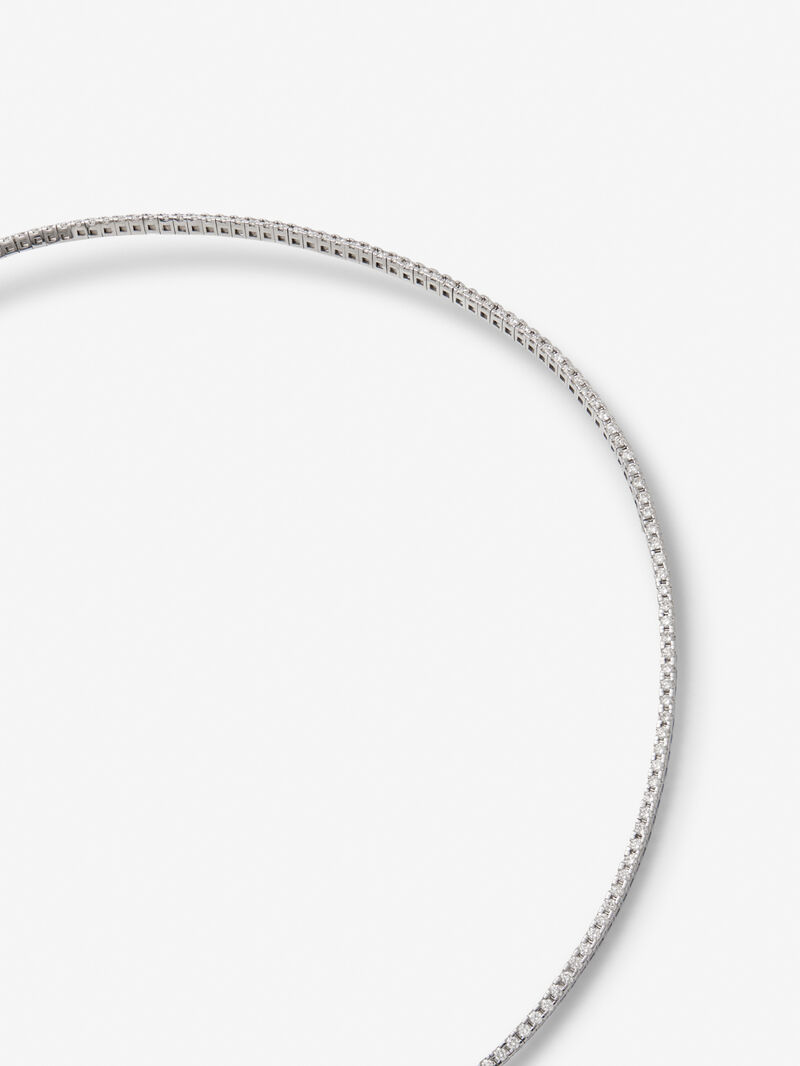 18K white gold rivière necklace with 207 brilliant-cut diamonds with a total of 3.06 cts image number 2
