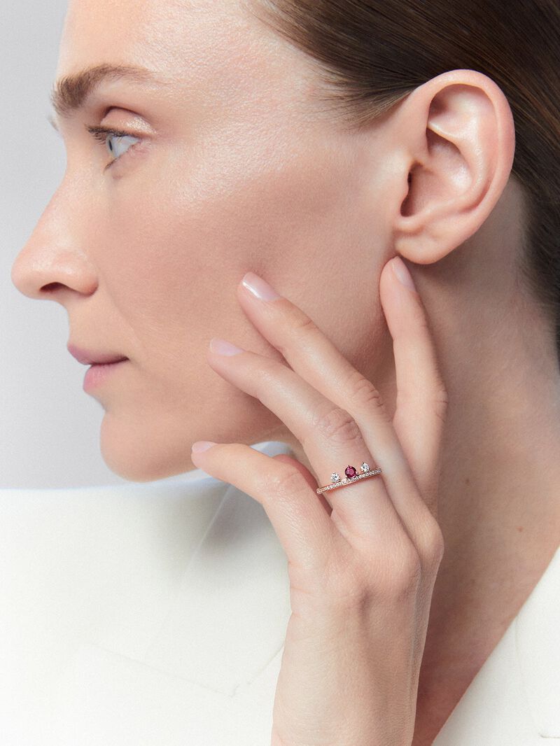 18K Rose Gold Ring with Ruby and Diamonds image number 1