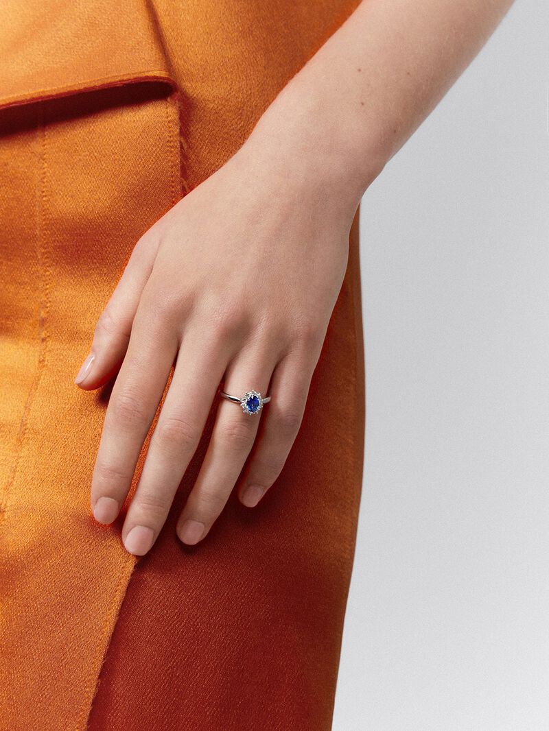 18K White Gold Ring with Azul Blue Sap image number 3