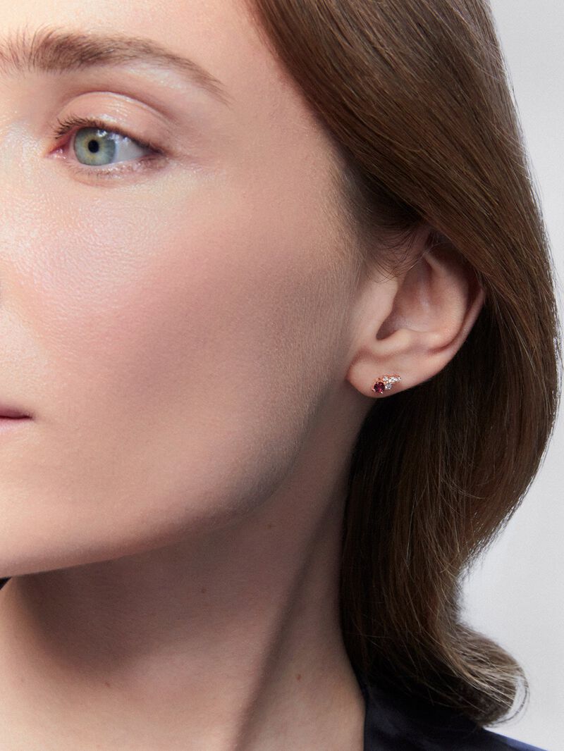 Individual left earring in 18K rose gold with ruby and diamonds image number 1