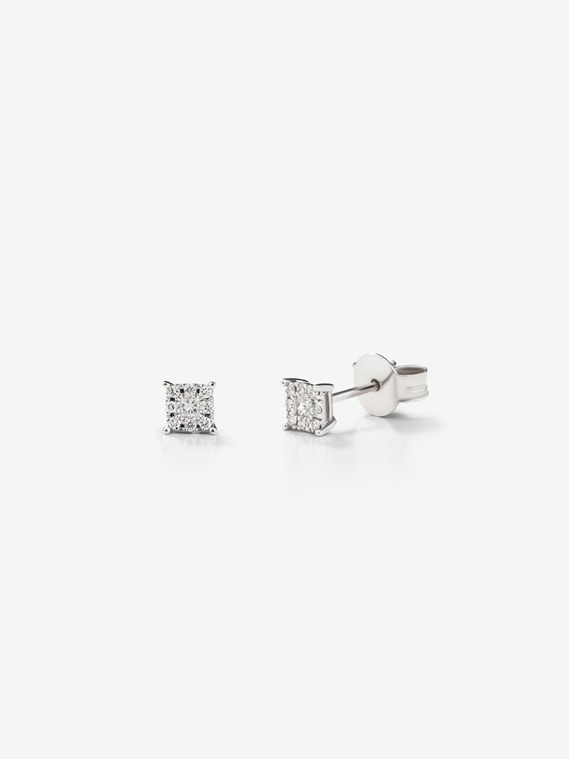 18K white gold earrings with pavé diamonds. image number 0