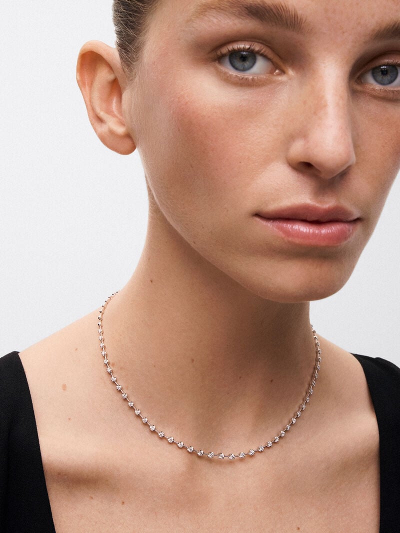 18K white gold necklace with white diamonds in 2.03 cts image number 3