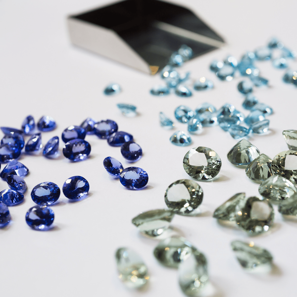 Big Three ring 0,96 carats blue sapphires, SO17029-OBZAZD_V