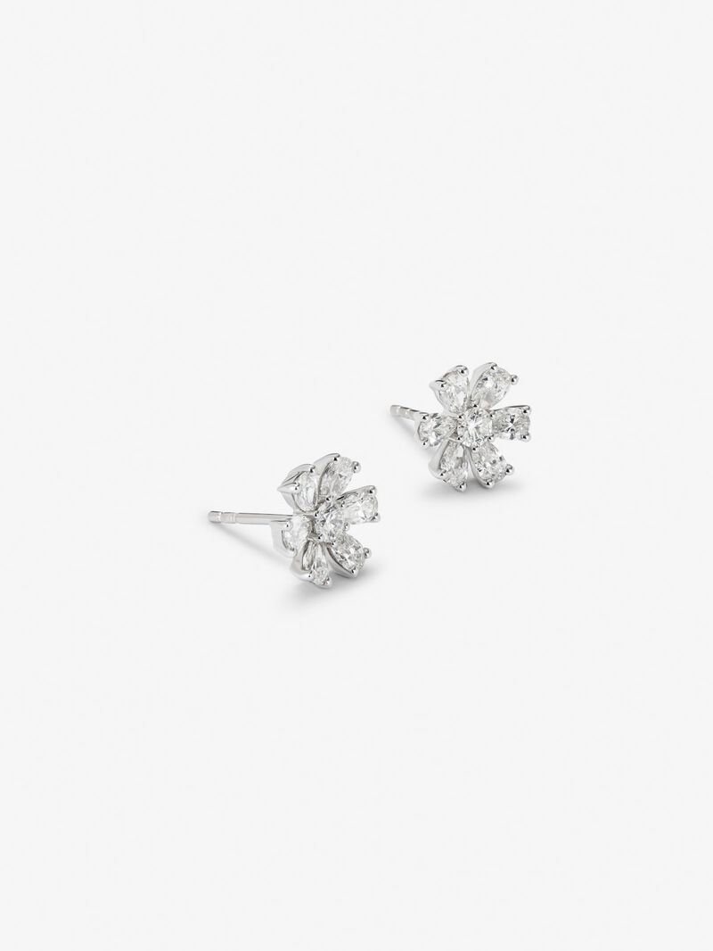 18K white gold earrings with 2 brilliant-cut diamonds with a total of 0.22 cts and 12 pear-cut diamonds with a total of 1.2 cts image number 2