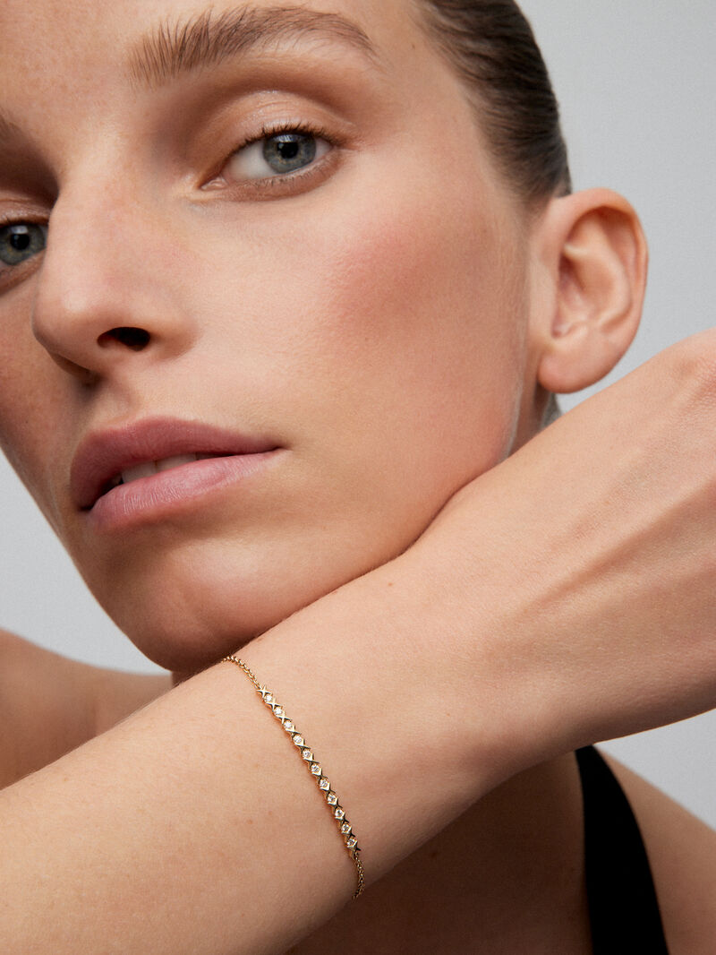 18K yellow gold bracelet with 11 brilliant-cut diamonds with a total of 0.16 cts image number 3