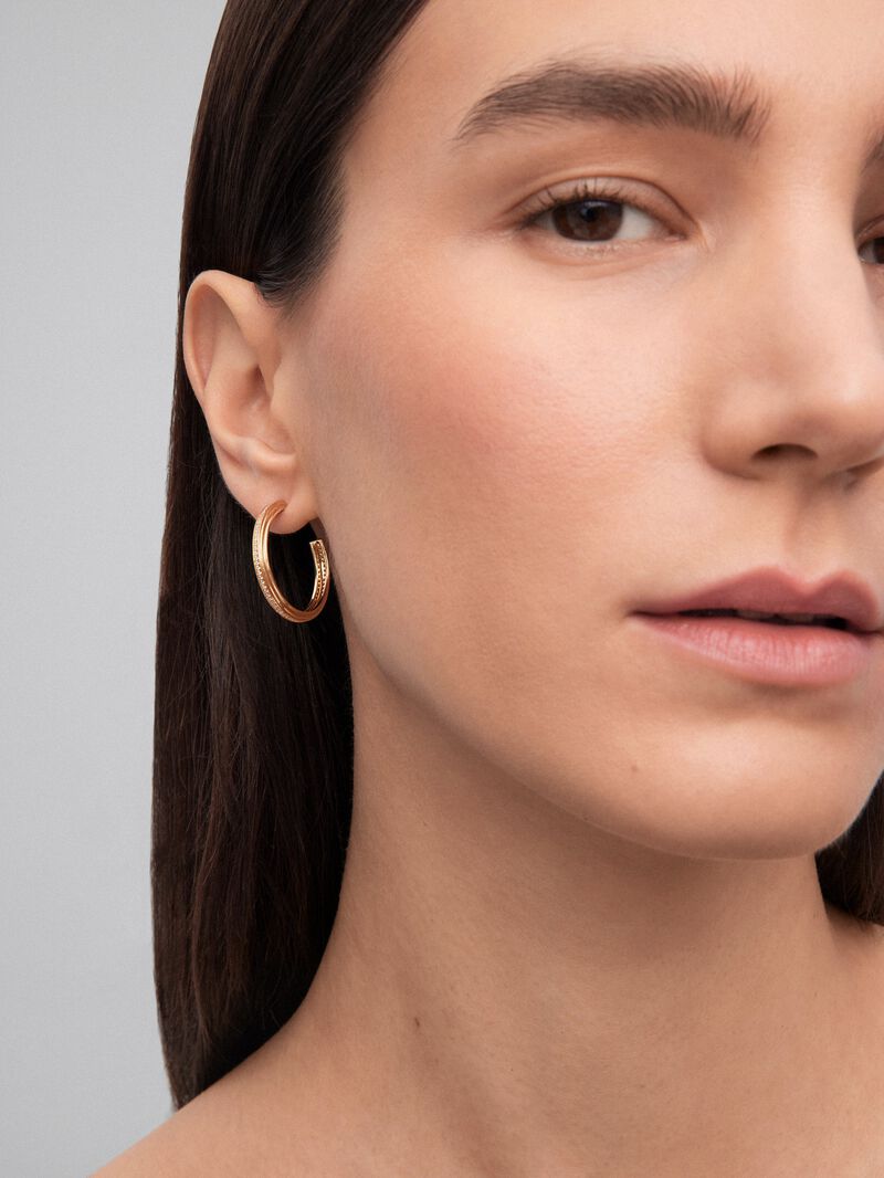18K yellow gold hoop earrings with 124 brilliant-cut diamonds with a total of 0.3 cts image number 1