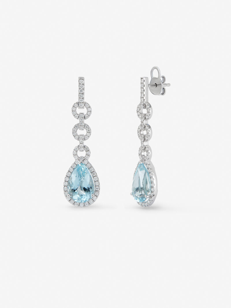 18K white gold earrings with 2 pear-cut aquamarines of 10.05 cts and brilliant-cut diamonds with a total of 0.73 cts image number 0