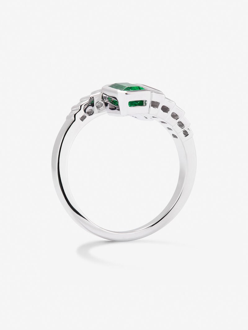 You and me ring in 18K white gold with 2 octagonal-cut green emeralds with a total of 1.28 cts and 10 baguette-cut diamonds with a total of 0.57 cts image number 4