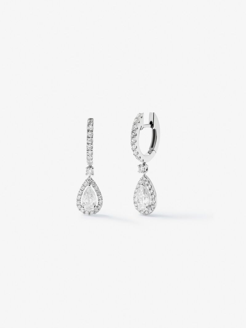 18K white gold earrings with 18 brilliant-cut diamonds with a total of 1.9 cts in the shape of a star image number 0