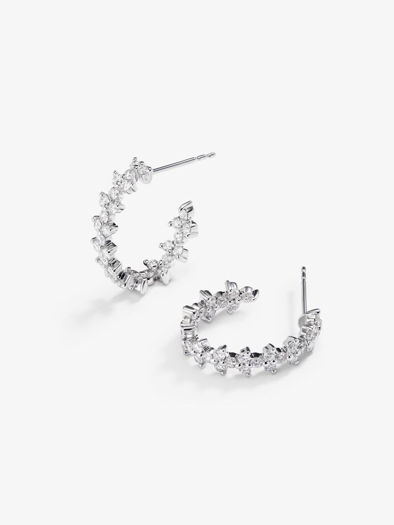 18K white gold hoop earrings with 66 brilliant-cut diamonds with a total of 1.01 cts image number 2