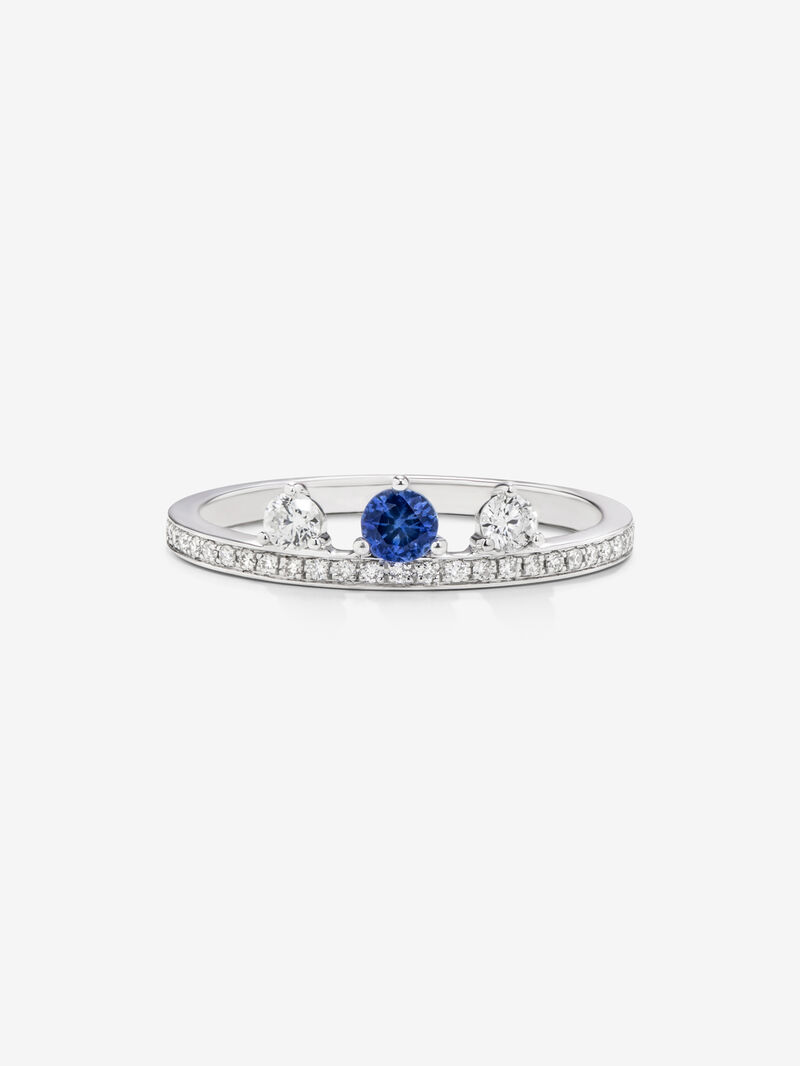 18K white gold ring with sapphire and diamonds image number 2