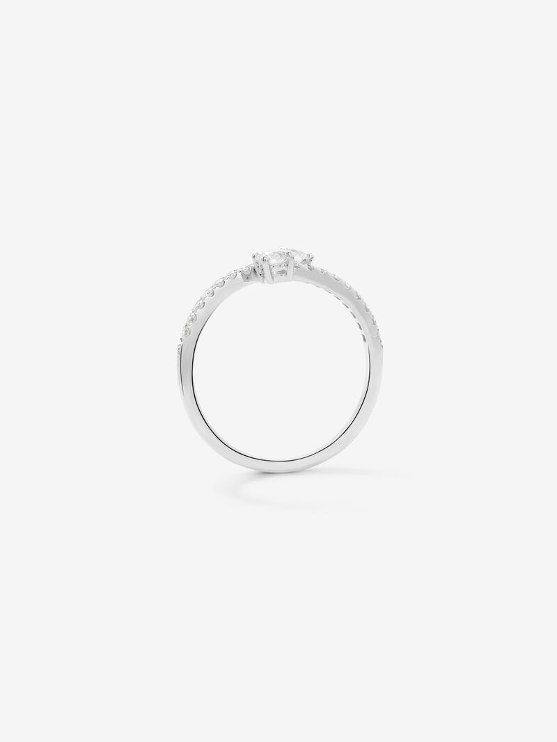 18K White Gold Diamond Solitaire Ring image number 4