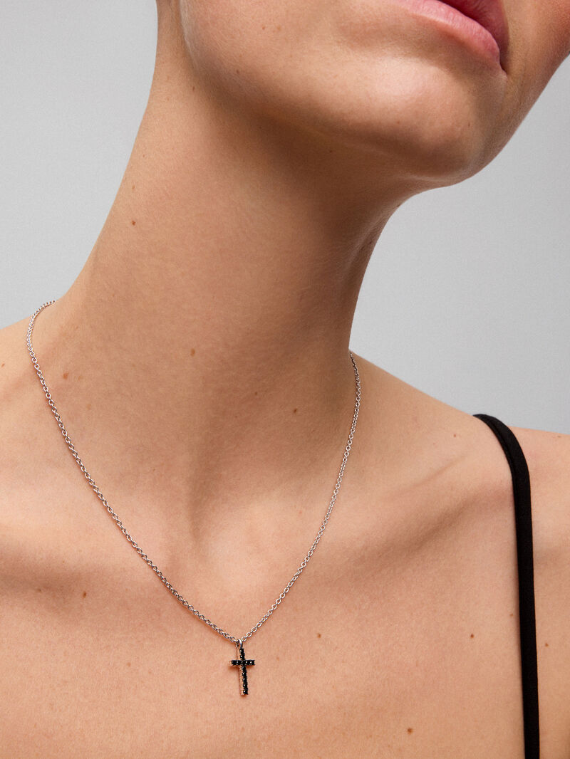 925 Silver thin chain pendant with cross and spinels image number 1