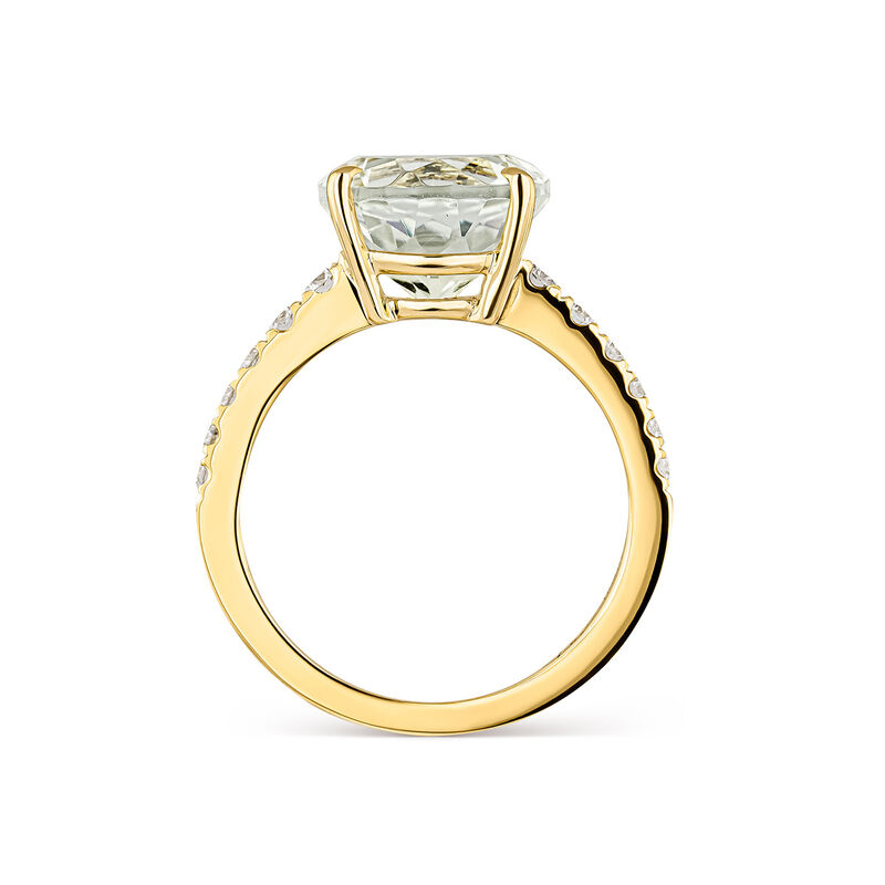 18kt yellow gold ring with a 3.80ct green amethyst stone and diamonds band, SO22031-OADAMV11X9_V