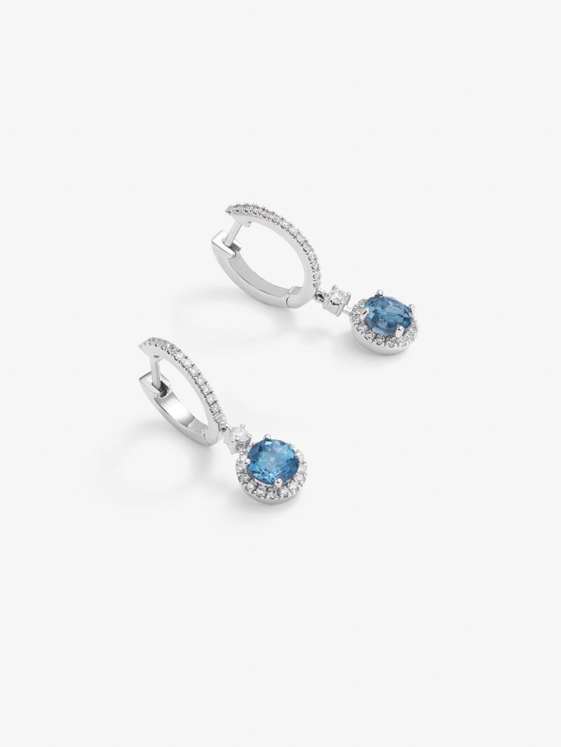 18K white gold hoop earrings with 2 brilliant-cut London blue topazes with a total of 1.18 cts and 62 brilliant-cut diamonds with a total of 0.3 cts image number 2