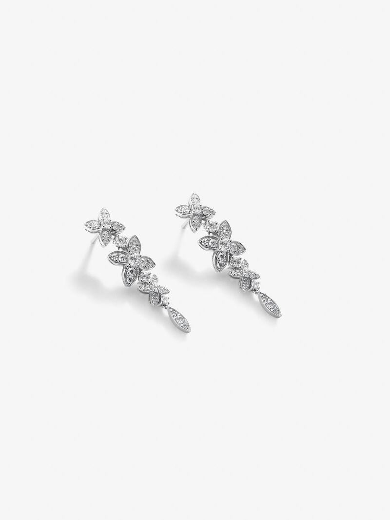18K white gold earrings with white diamonds of 1,092 cts image number 2