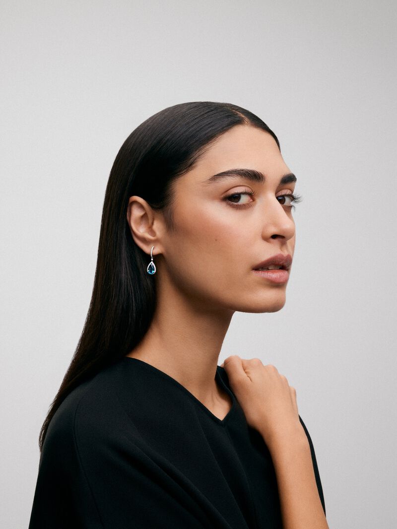 18K White Gold Hoop Earrings with Topaz and Diamond Pendant image number 3