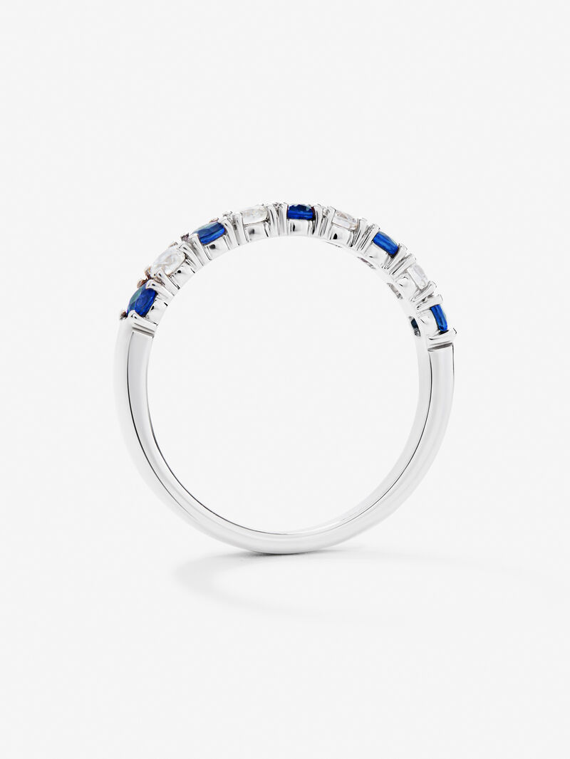 Half ring in 18K white gold with 5 brilliant-cut blue sapphires with a total of 0.39 cts and 4 brilliant-cut diamonds with a total of 0.24 cts image number 4