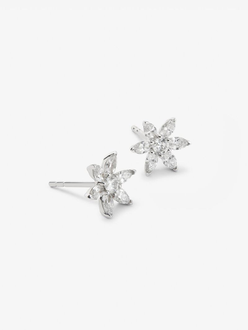 18K white gold earrings with 2 brilliant-cut diamonds with a total of 0.12 cts and 12 marquise-cut diamonds with a total of 0.59 cts image number 2