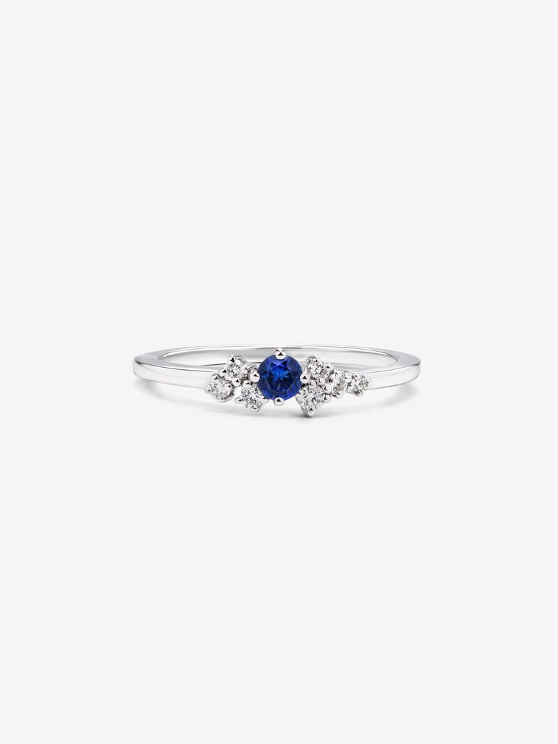 18K white gold ring with sapphire and diamonds. image number 2
