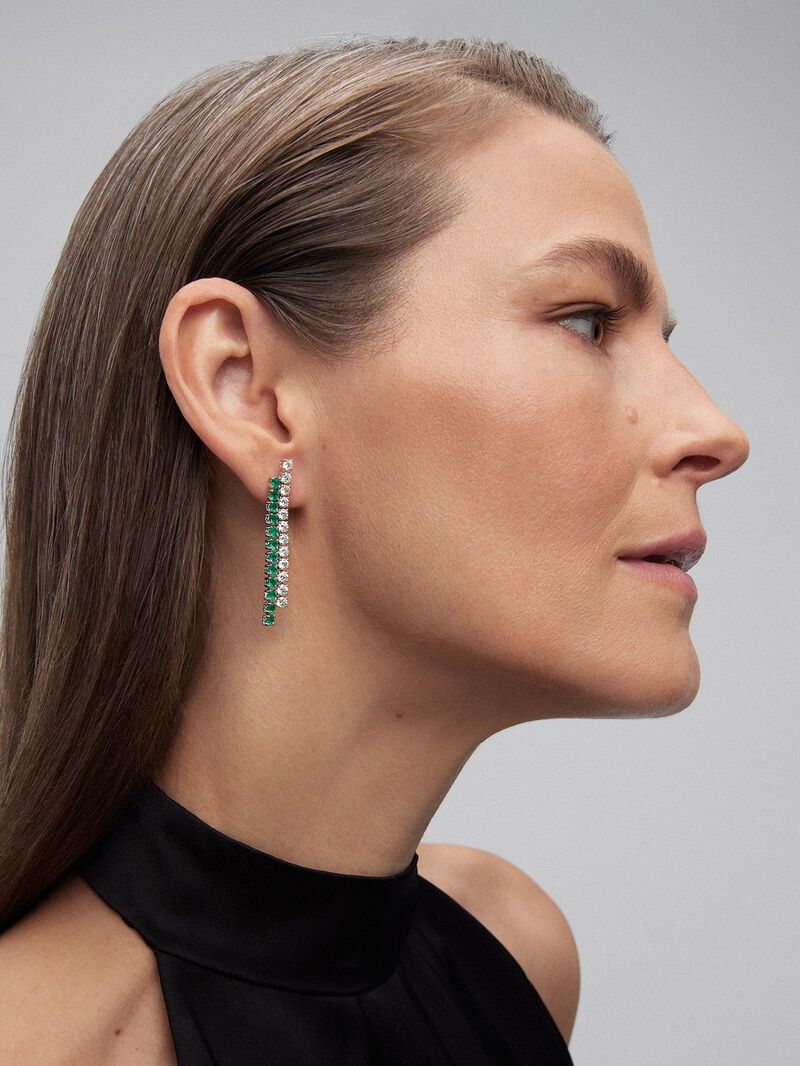18K white gold earrings with green emeralds in bright 2,21 cts and white diamonds in 2.57 cts bright size image number 1