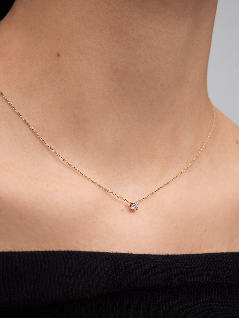 18K yellow gold solitaire pendant with 0.15 ct brilliant cut diamond image number 3