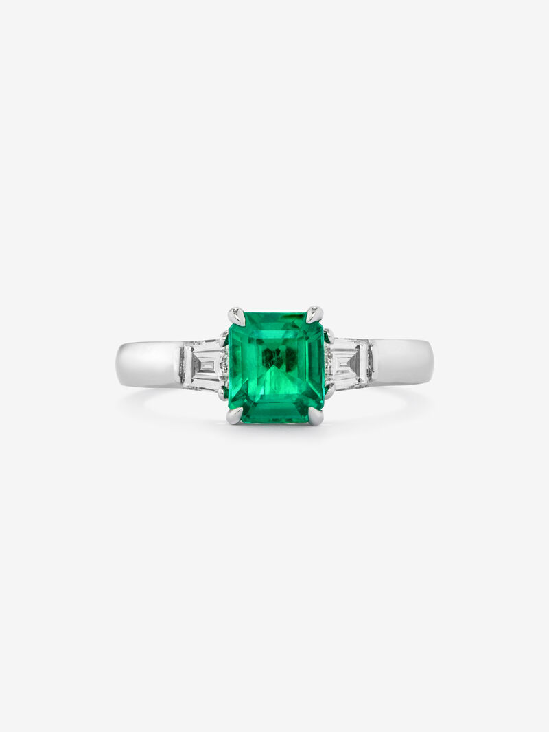 18K White Gold Tieillo Ring with Esmeralda Vivid in Emerald Size 1.64 CTS and 0.4 CTS diamonds image number 1