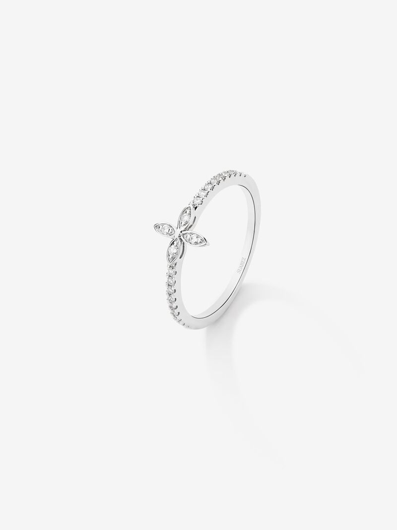 18K White Gold flower ring with diamonds image number 0