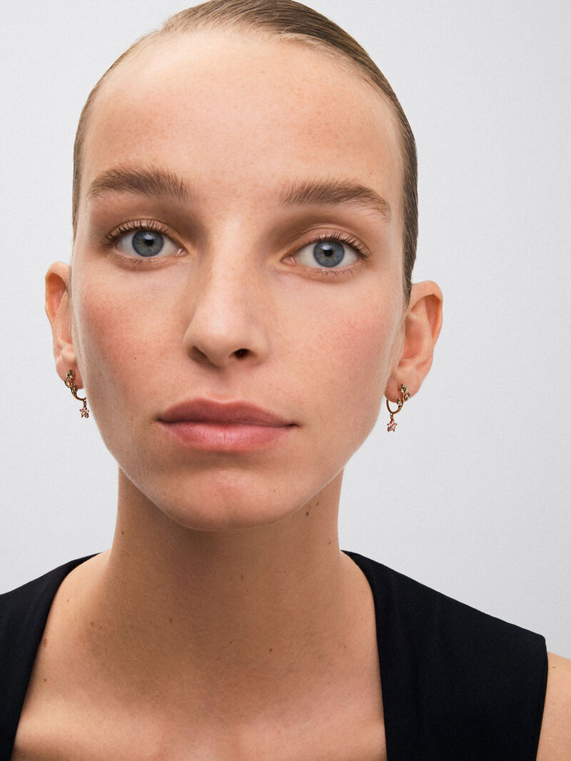 Frida earrings in rose gold with sapphire. image number 1