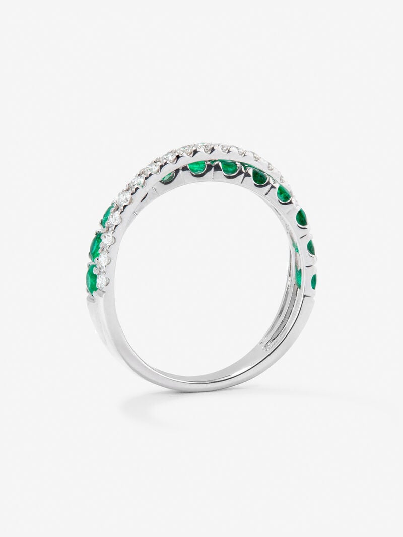 18K white gold cross ring with 12 brilliant-cut emeralds with a total of 0.62 cts and 20 brilliant-cut diamonds with a total of 0.2 cts image number 7