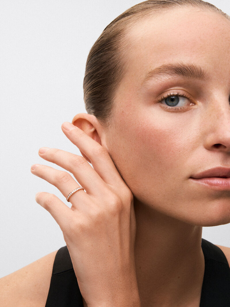 Half ring in 18K rose gold with 15 brilliant-cut diamonds with a total of 0.31 cts image number 1