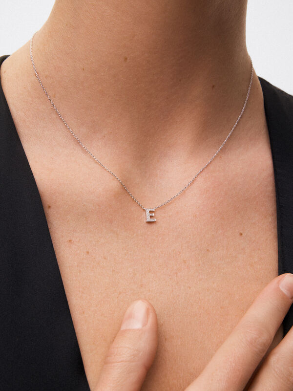 White gold pendant, PT17002-OBDE_V