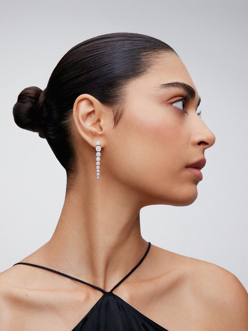 18K white gold earrings with white diamonds of 1.28 cts image number 3