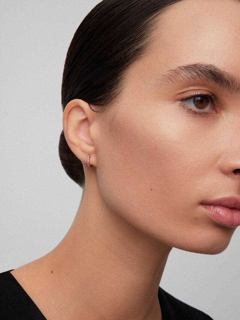 18K rose gold hoop earrings with 16 brilliant-cut pink sapphires with a total of 0.23 cts image number 1