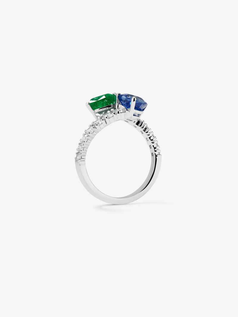 You and me ring in 18K white gold with intense blue pear-cut sapphire of 1.93 cts, pear-cut green emerald of 0.89 cts and 14 brilliant-cut diamonds with a total of 0.89 cts image number 4