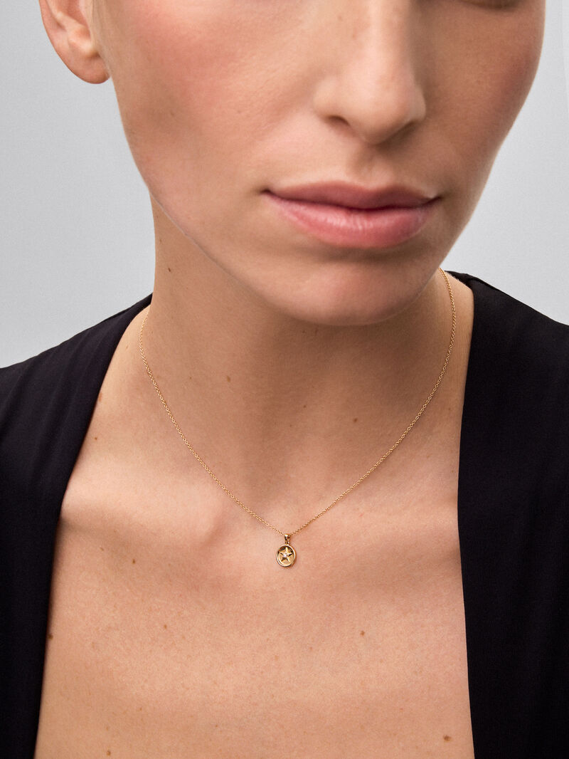 18kt rose gold pendant with diamonds image number 1