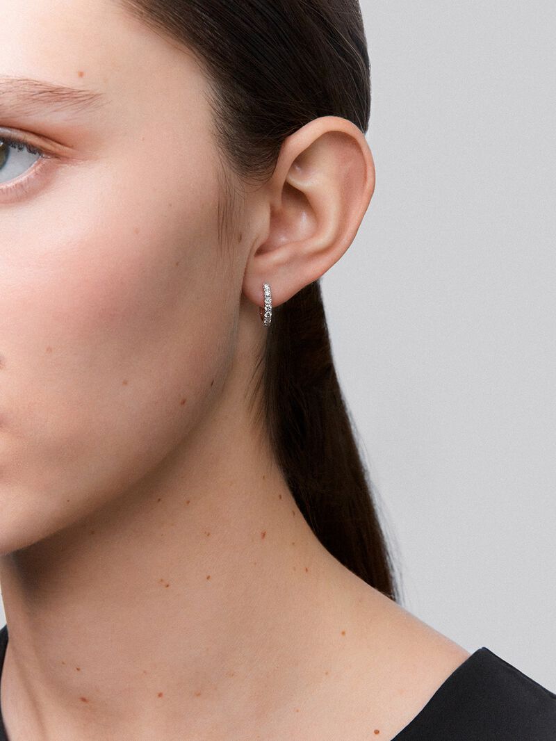 18K white gold hoop earrings with diamonds image number 3