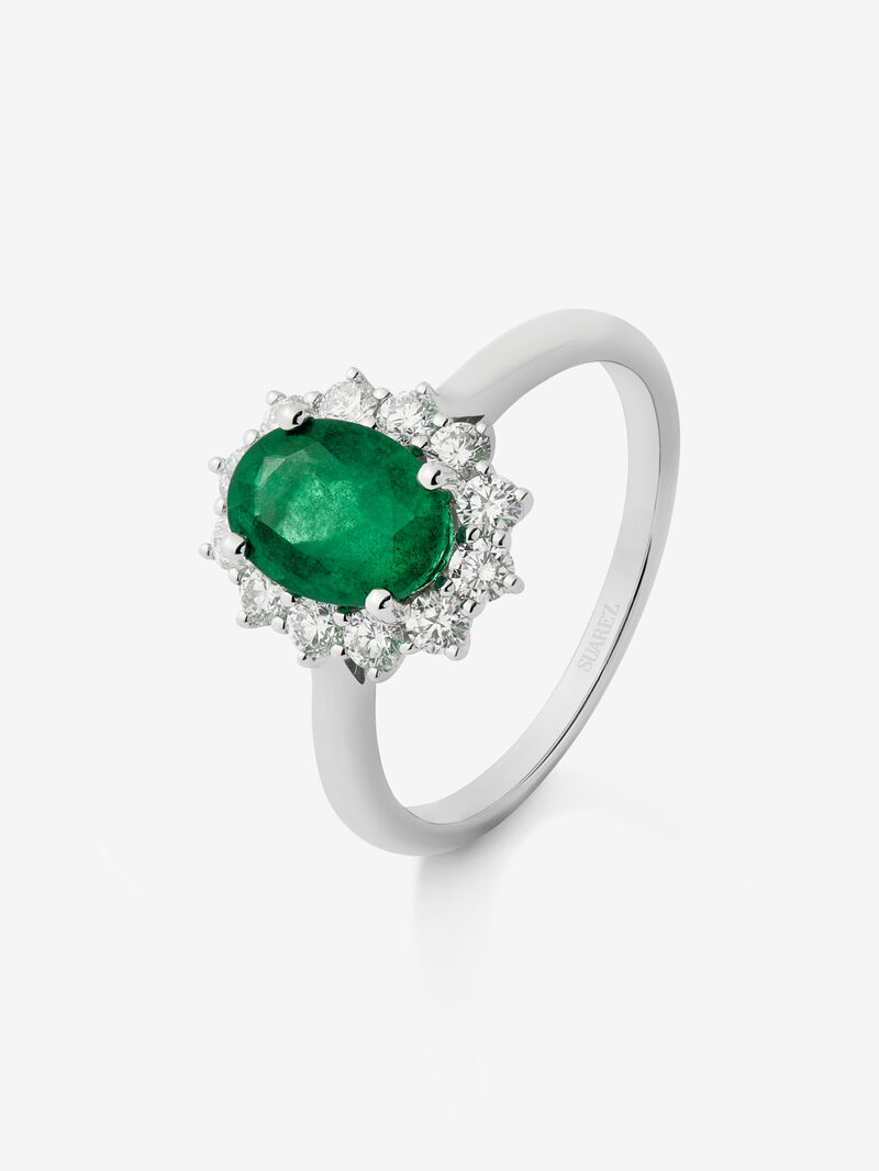 18K White Gold Ring with Oval Cut Green Emerald 0.93 cts and Brilliant Cut Diamonds Total 0.42 cts image number 0